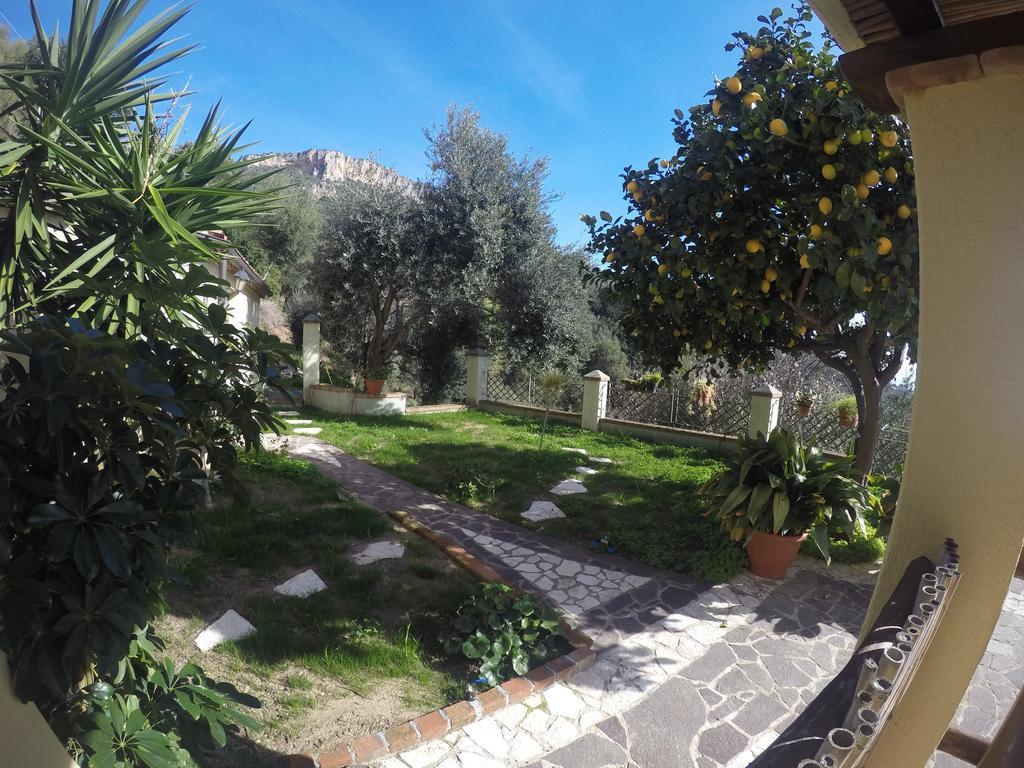 Appartamenti Con Vista Panoramica Santa Maria Navarrese Exterior photo